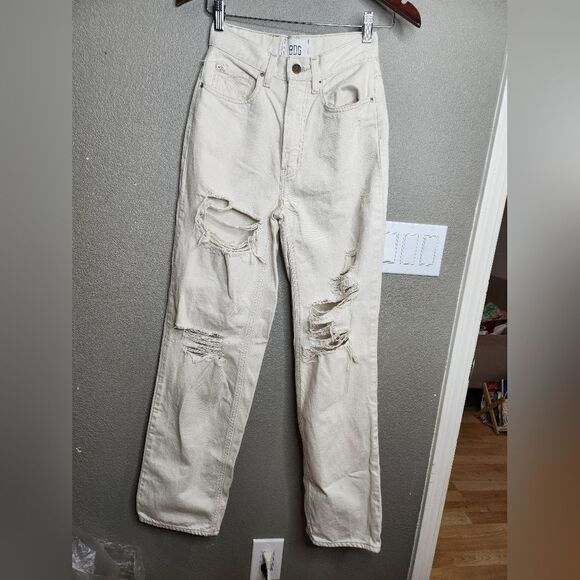 BDG cream colored high rise baggy jeans - Picture 1 of 8